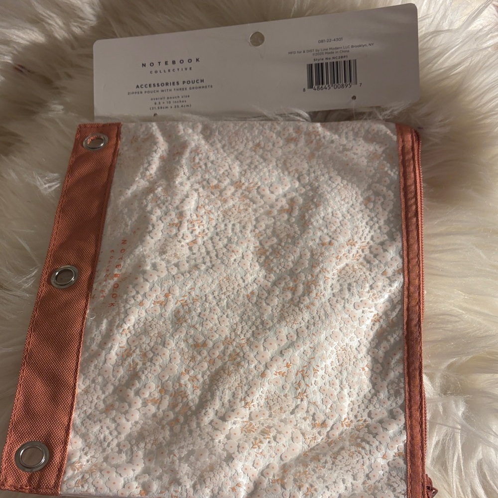 White and Pink Accessories Pouch - Picture 3 of 3